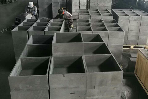 石墨材料